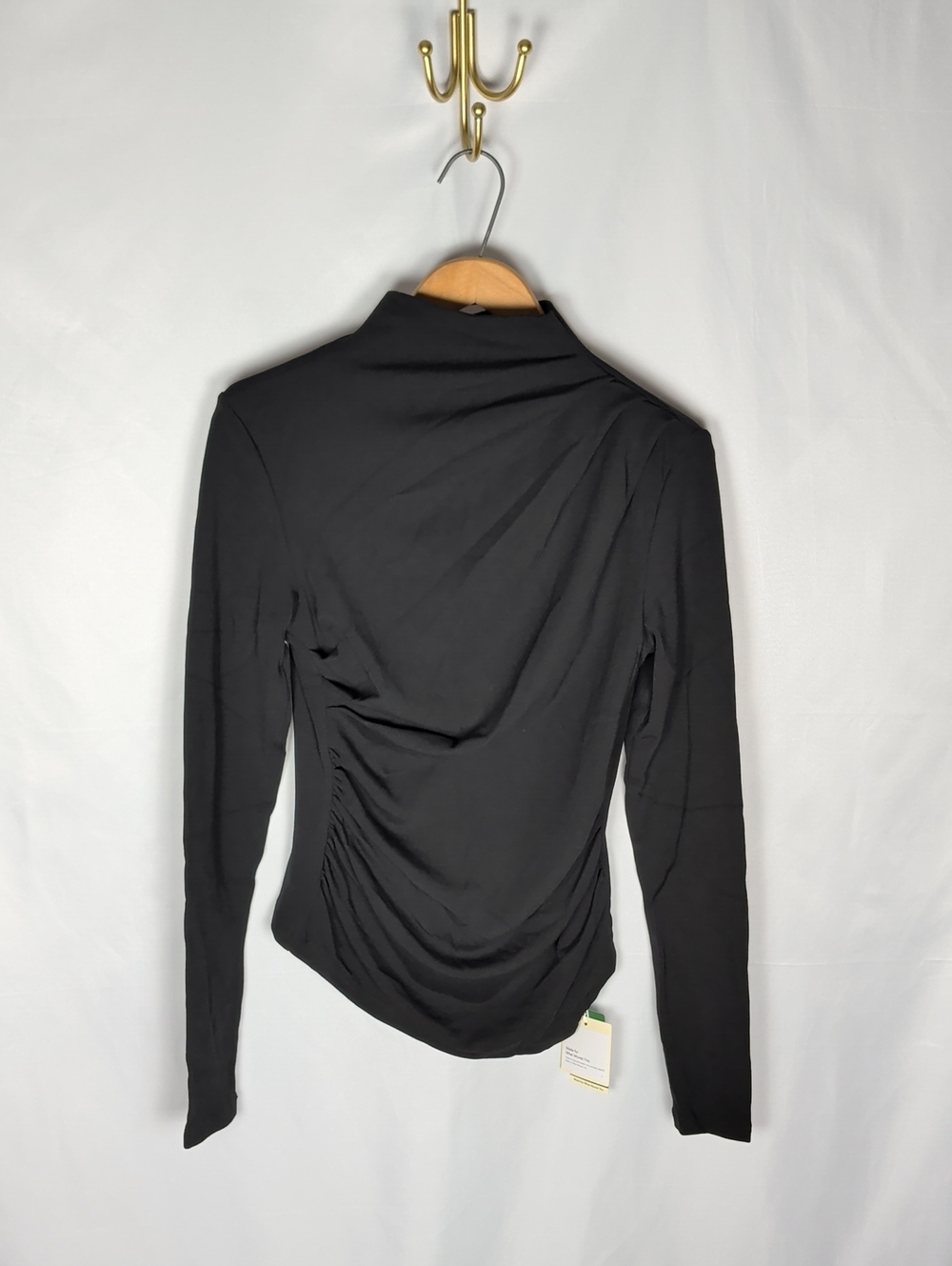 Halara NWT Mock-neck Long Sleeve Ruched Asymmetric Hem Thermal Casual Top Size L